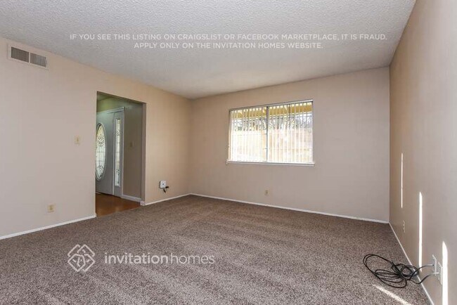 Building Photo - 4744 Rustic Rd