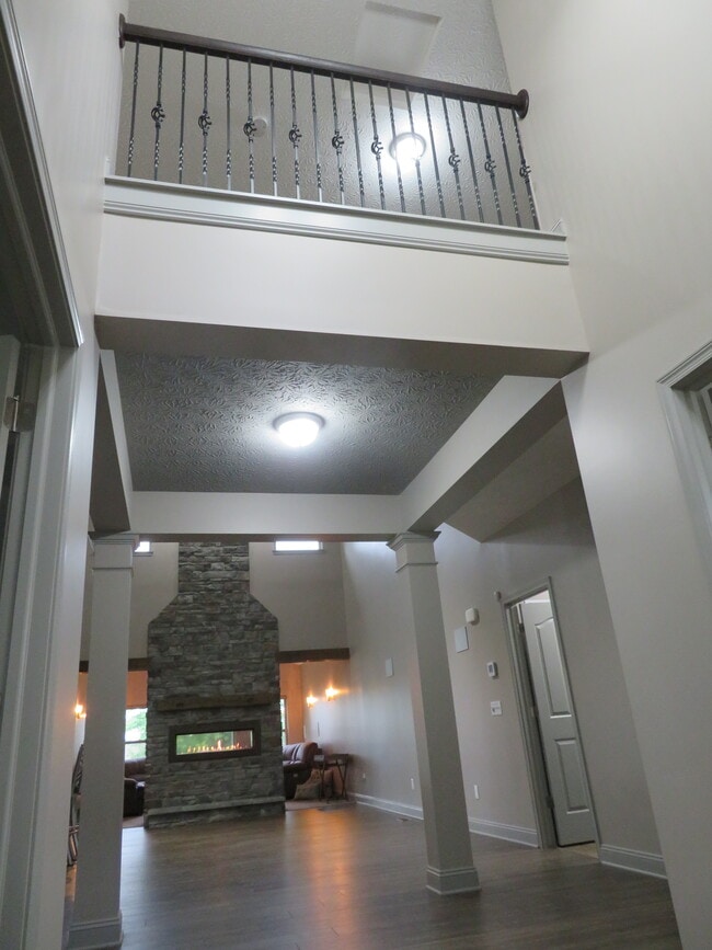 Foto del edificio - 9149 Hill Rd S