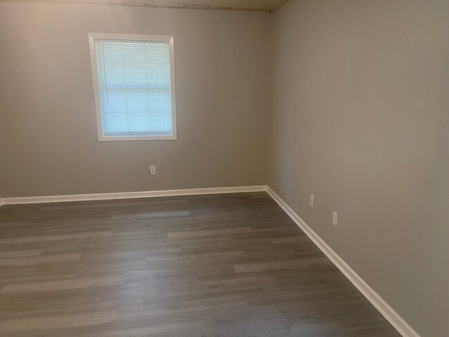 Building Photo - 5413 Laccasine Dr