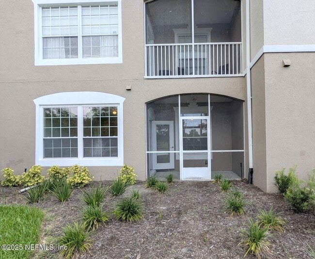 Building Photo - 10550 Baymeadows Rd