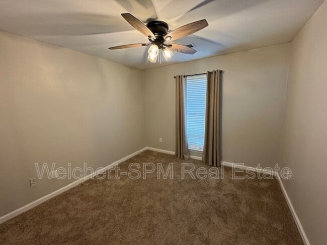 Foto del edificio - 6353 Thistle Point