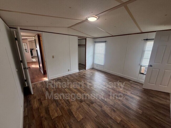 Foto del edificio - 1028 Ruby St