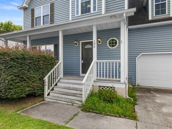 Building Photo - Escoba Bay