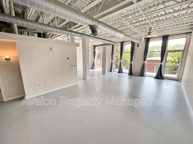 Building Photo - 5200 Peachtree Rd