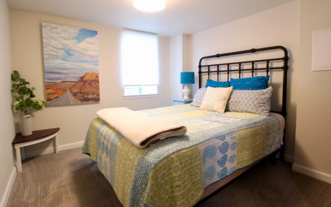 Photo - 3070 S Pennsylvania St Apartment