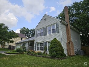 Building Photo - 310 Silver Ridge Dr