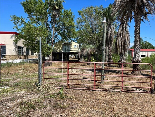 Building Photo - 4631 N Hwy 146
