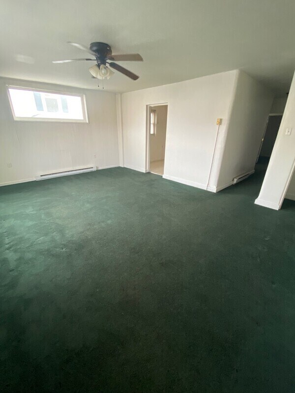 Building Photo - 209 College Ave