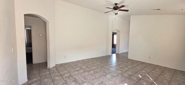 Building Photo - 6642 E Lush Vista View