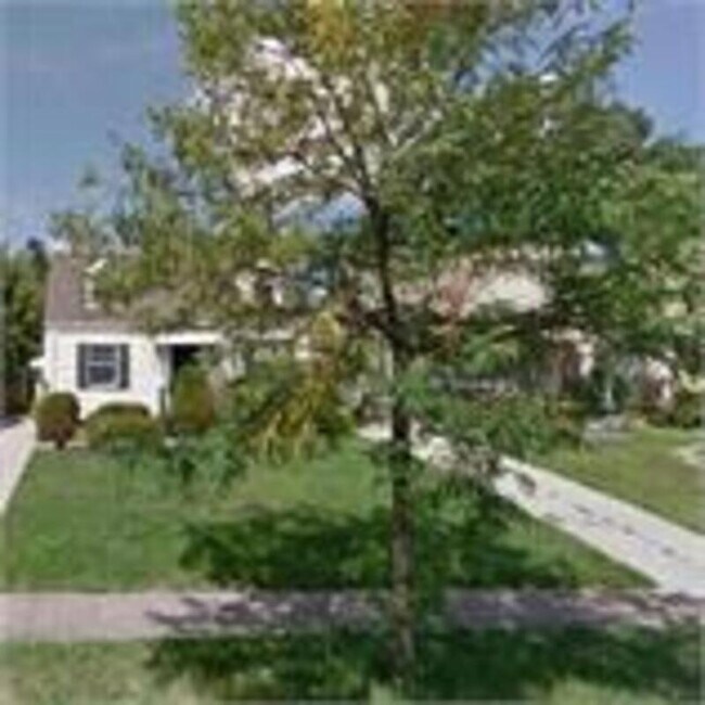 Foto del edificio - 21411 Raymond St
