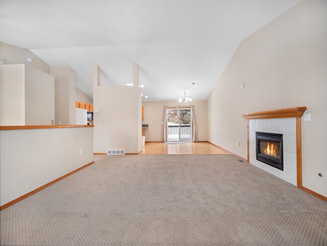 Foto del edificio - 16407 N Morton Dr