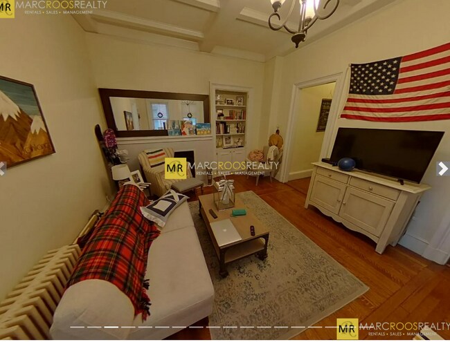 Foto del edificio - 27 1/2 Massachusetts Ave