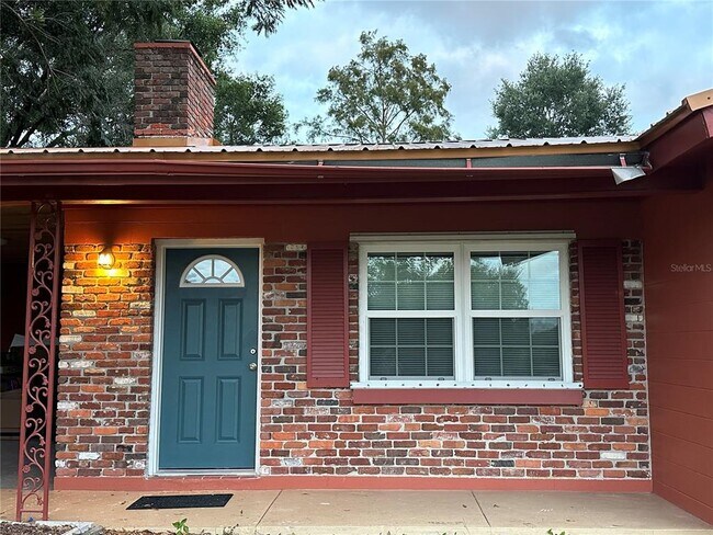 Foto del edificio - 236 Alachua Dr