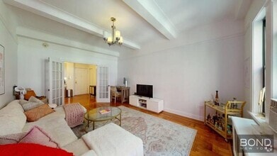 Building Photo - 216 W 89th St