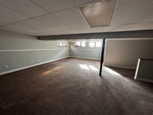 Building Photo - 326 S. First St.