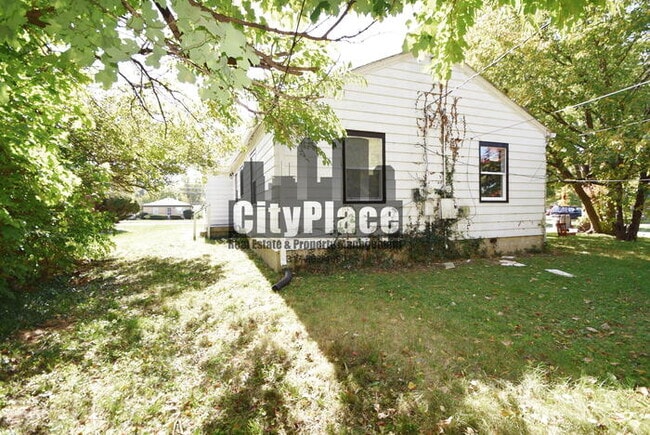 Photo - 4726 E 34th St House