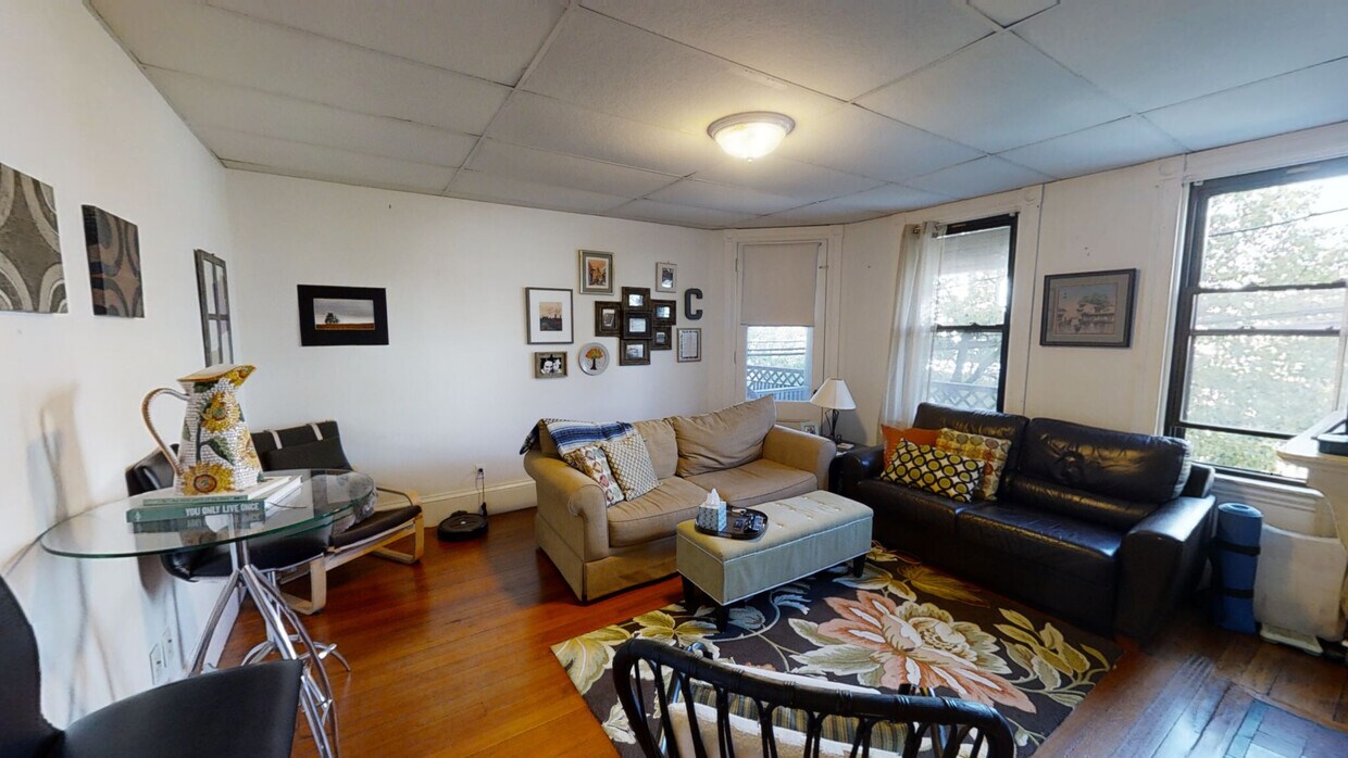Foto principal - 56 Walnut St