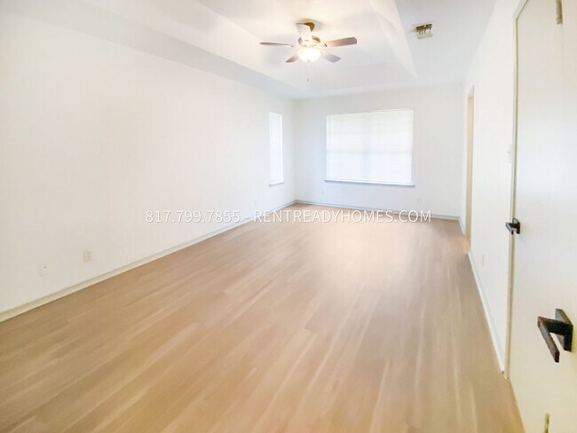 Foto del edificio - 203 W Shady Oaks Cir