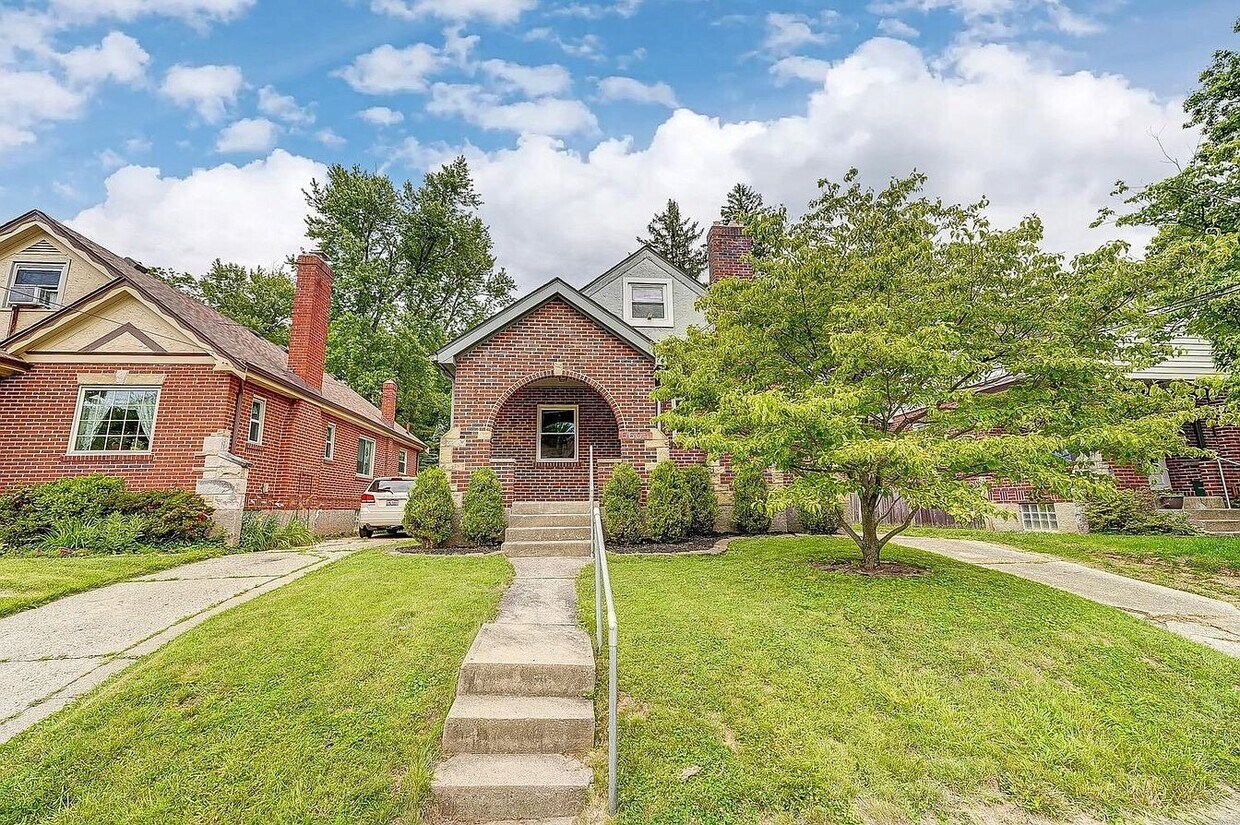 6604 Buckingham Plz, Cincinnati, OH 45227 House Rental in Cincinnati