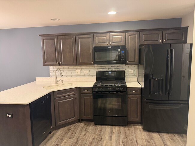 Foto del edificio - 234 Wildmeadow Ln