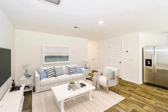 Foto del edificio - 109 Striker Rd