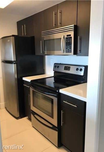 Primary Photo - 1 br, 1.5 bath Condo - Villa Regina Condo