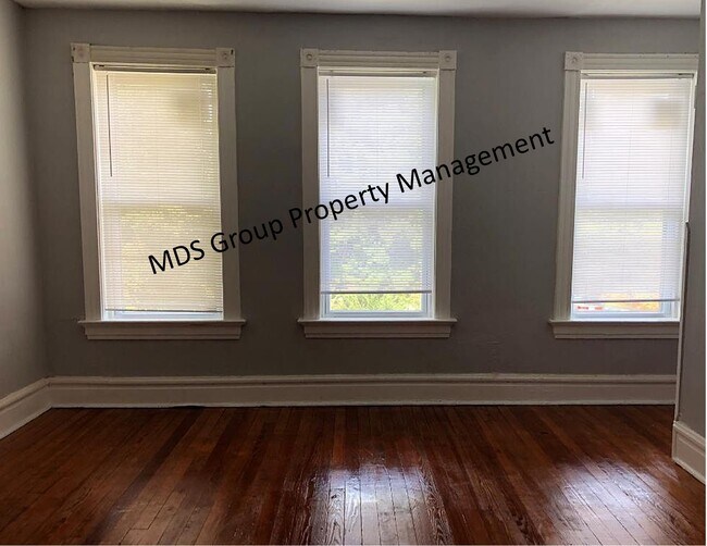 920 Bates St, Saint Louis, MO 63111 Townhome Rentals in Saint Louis