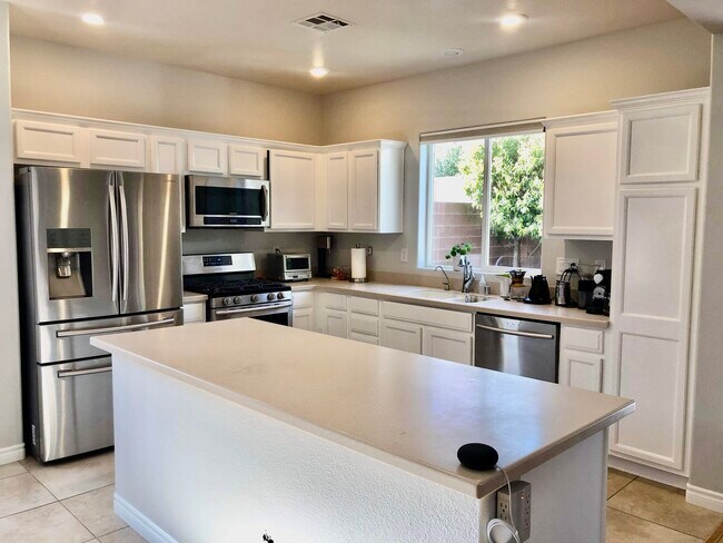 Foto del edificio - 11256 Woodland Violet Ave