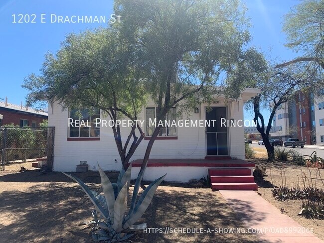 Building Photo - DARLING!!  1 bedroom, 1 bathroom!