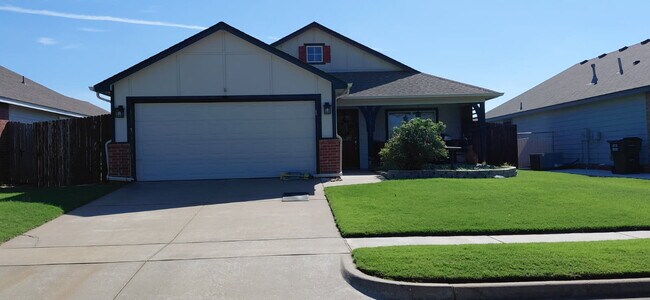 Foto del edificio - 10717 N 154th E Ave