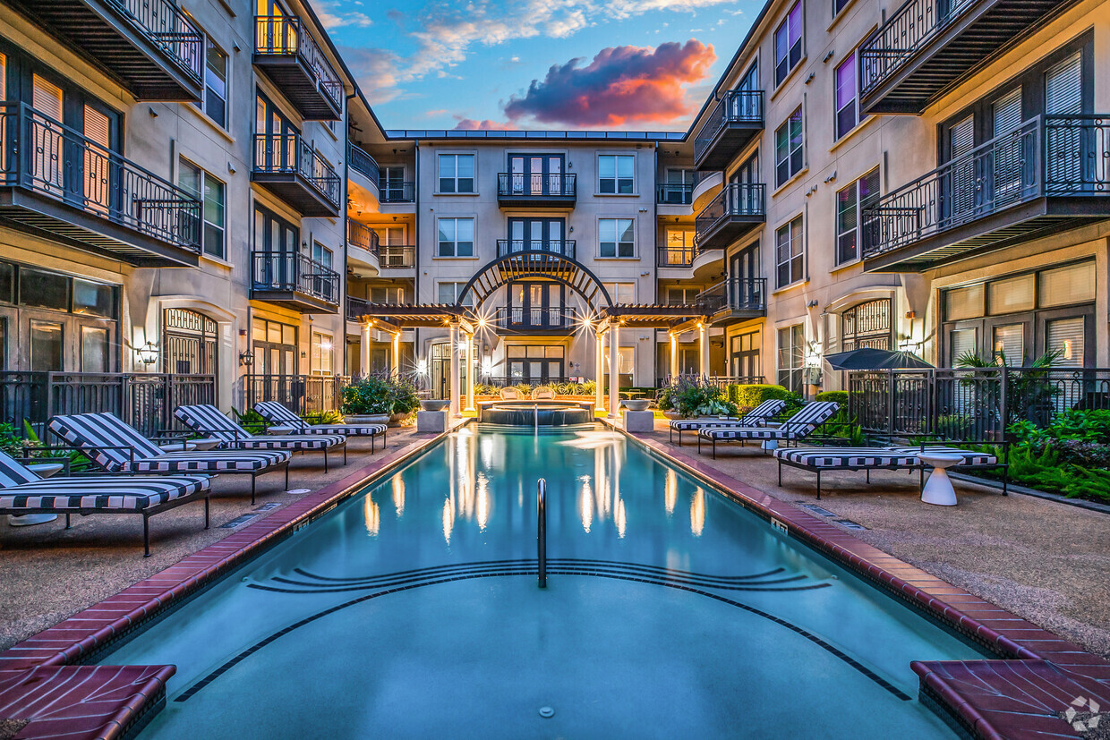 2 Bedroom Apartments San Diego