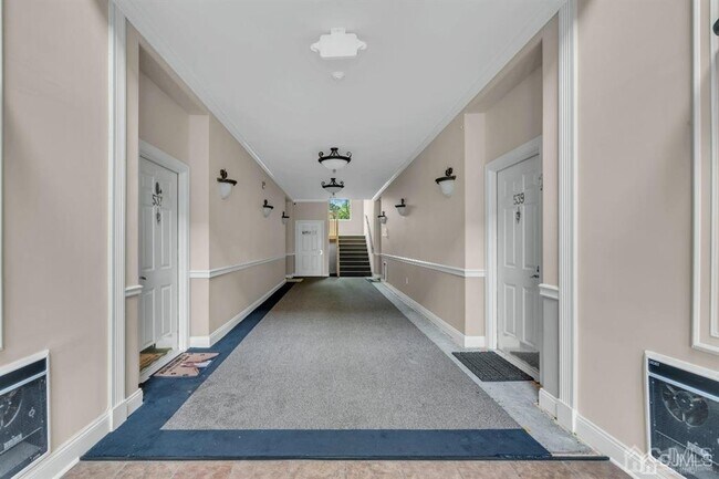 Foto del edificio - 548 St Andrews Pl