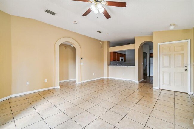 Foto del edificio - 7956 Carriage Pointe Dr