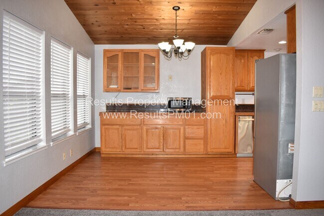 Building Photo - 3 br, 2 bath House - 316 Ferrari Way