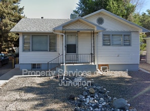 Building Photo - 1346 1/2 Texas Ave