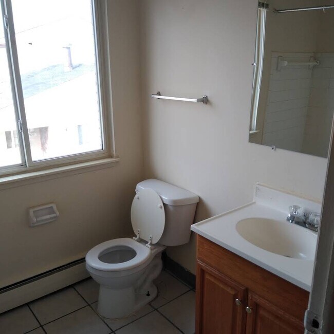 Redstone Townhomes Apartments 31013632 Stonegate Dr Flint, MI