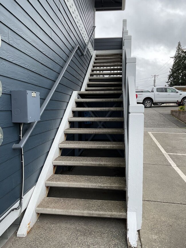 Building Photo - 118nLi - Nyhus