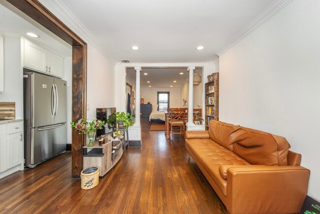 Foto del edificio - 552 Jersey Ave