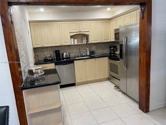 Foto del edificio - 12810 SW 43rd Dr
