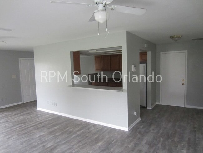 Building Photo - Move-in special! Half off first month's rent!