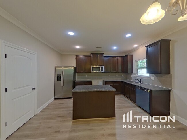 Foto del edificio - 2679 Dayview Ln
