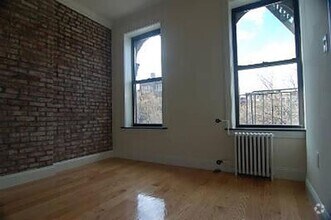 Building Photo - East 5th Street