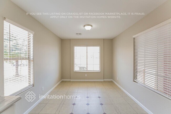 Building Photo - 2035 S 83rd Ln