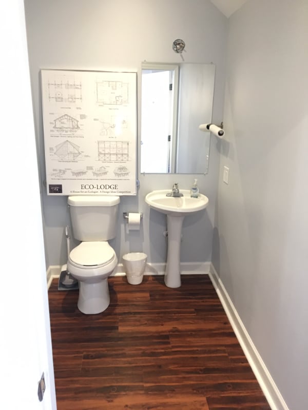 Building Photo - 981 Hackler St