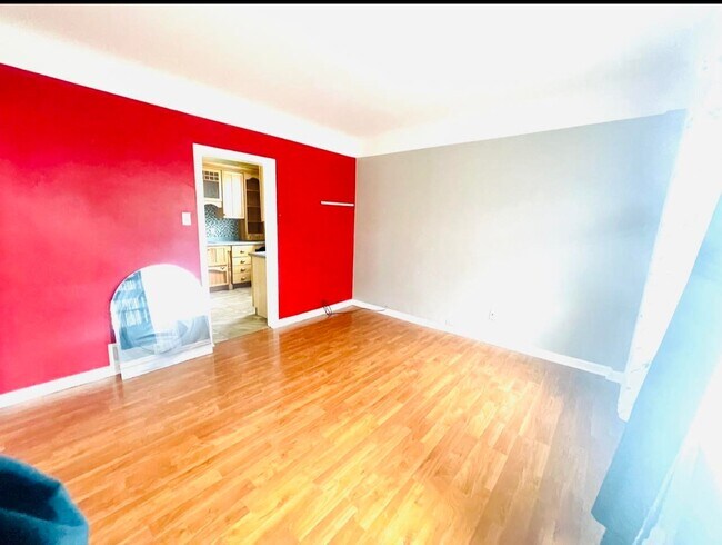 Building Photo - 3949 Garvin Street, Unit 1F