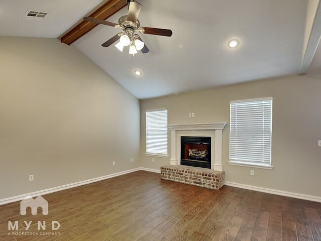 Foto del edificio - 12717 N 124th E Ave