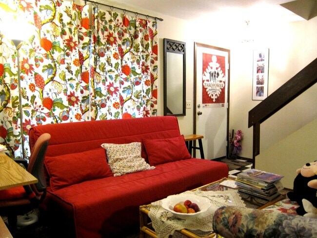 Foto del edificio - 1601 Lyndhurst Dr