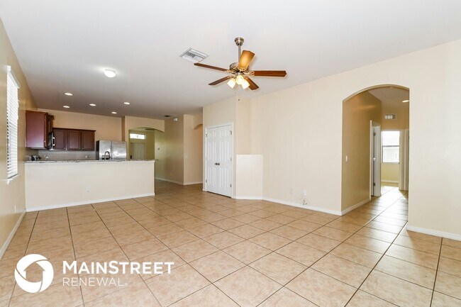 Building Photo - 502 SW 19th Ln