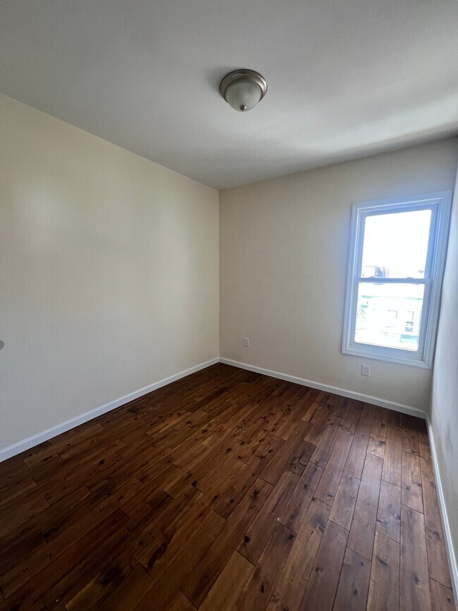 Foto del edificio - 820 S 15th St