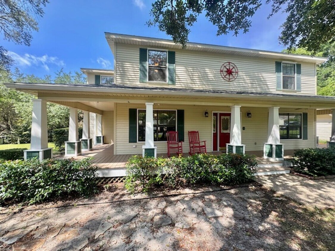 Primary Photo - 620 Grenada Way